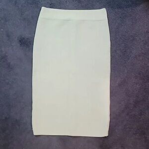 Elegant Cream Pencil Skirt